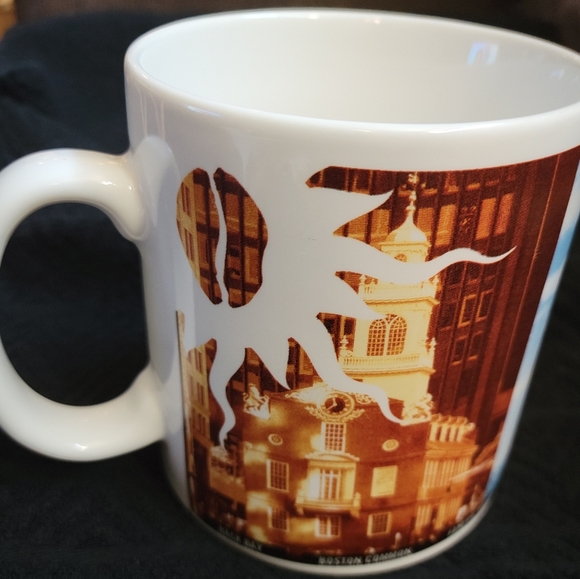 Starbucks 1998 Boston 20oz Mug - Picture 6 of 6